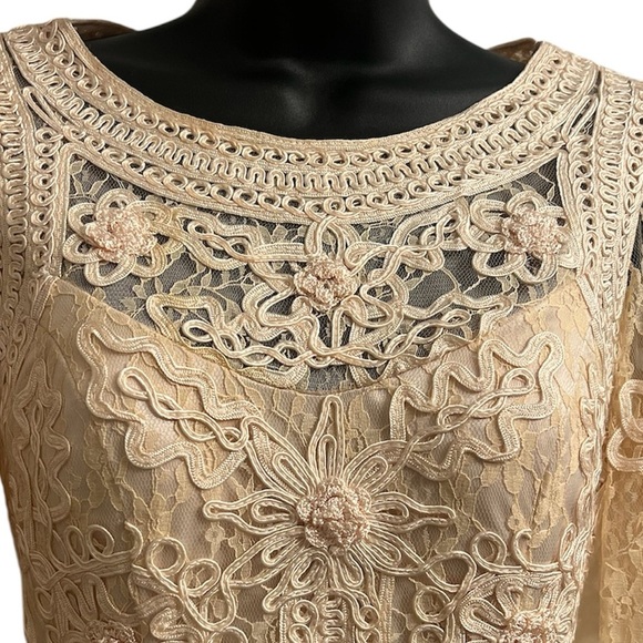Sue Wong Nocturne Lace Cream Cocktail Dress Floral Pattern Lace Mini Sz 0 - Picture 1 of 8